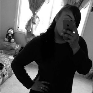 Meet your Posher, Neyda